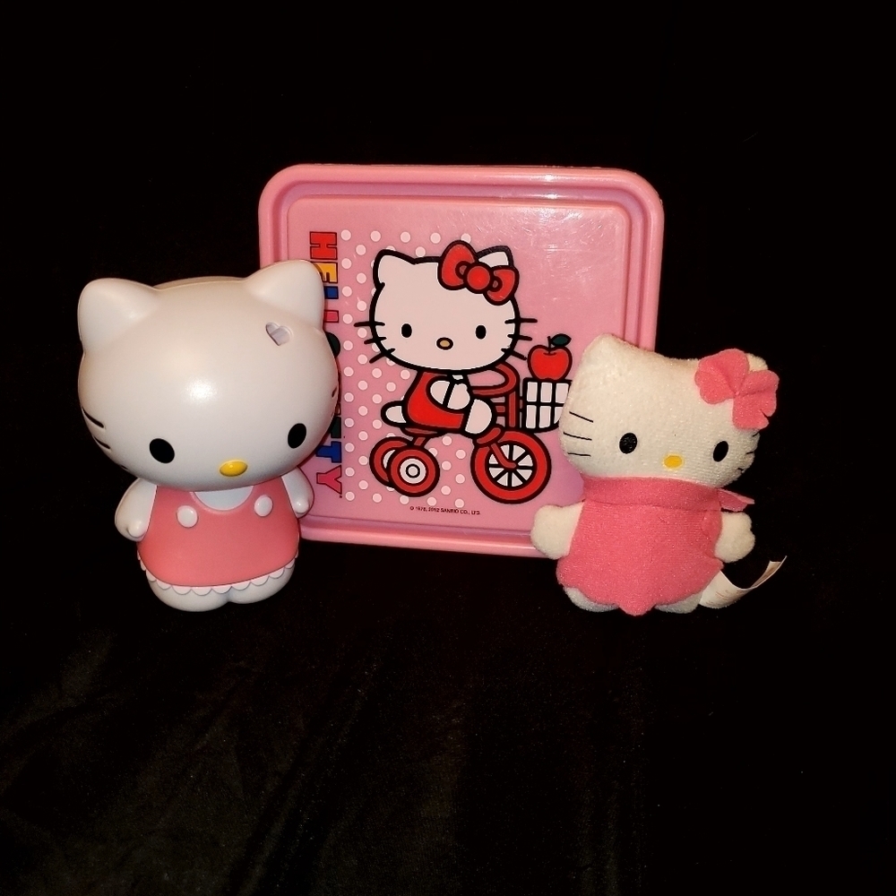 HELLO KITTY SET Figures and box